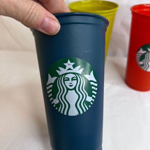 Starbucks Reusable Color Changing Cold Hot Plastic Cups Set of 3 w/ Coffee Lids - Picture 8 of 13